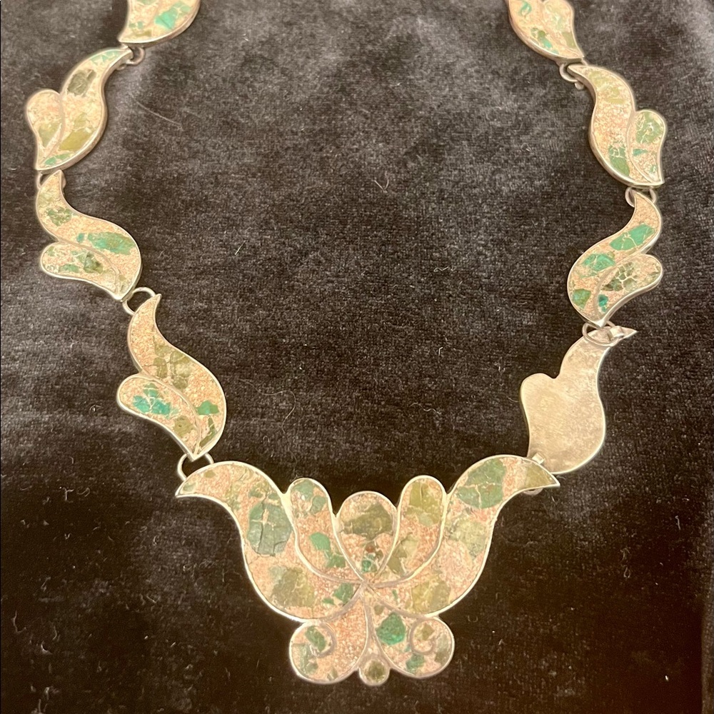 Mexican Sterling Silver Necklace Crushed Turquoise and Stone.